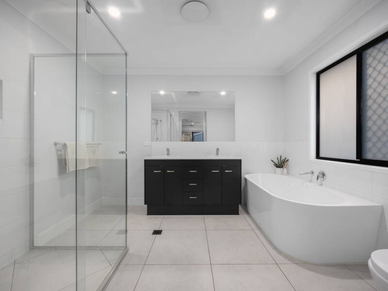 17 Parsons Street, Collingwood Park, QLD 4301 AUS