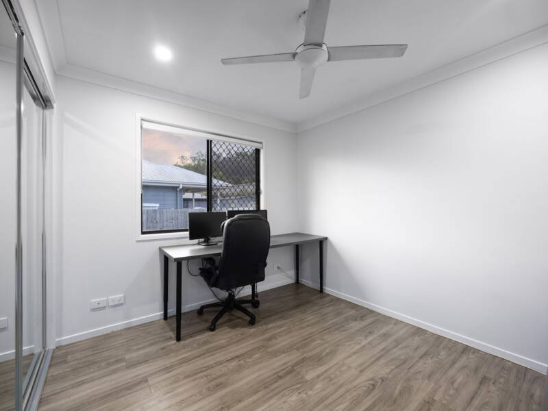 17 Parsons Street, Collingwood Park, QLD 4301 AUS